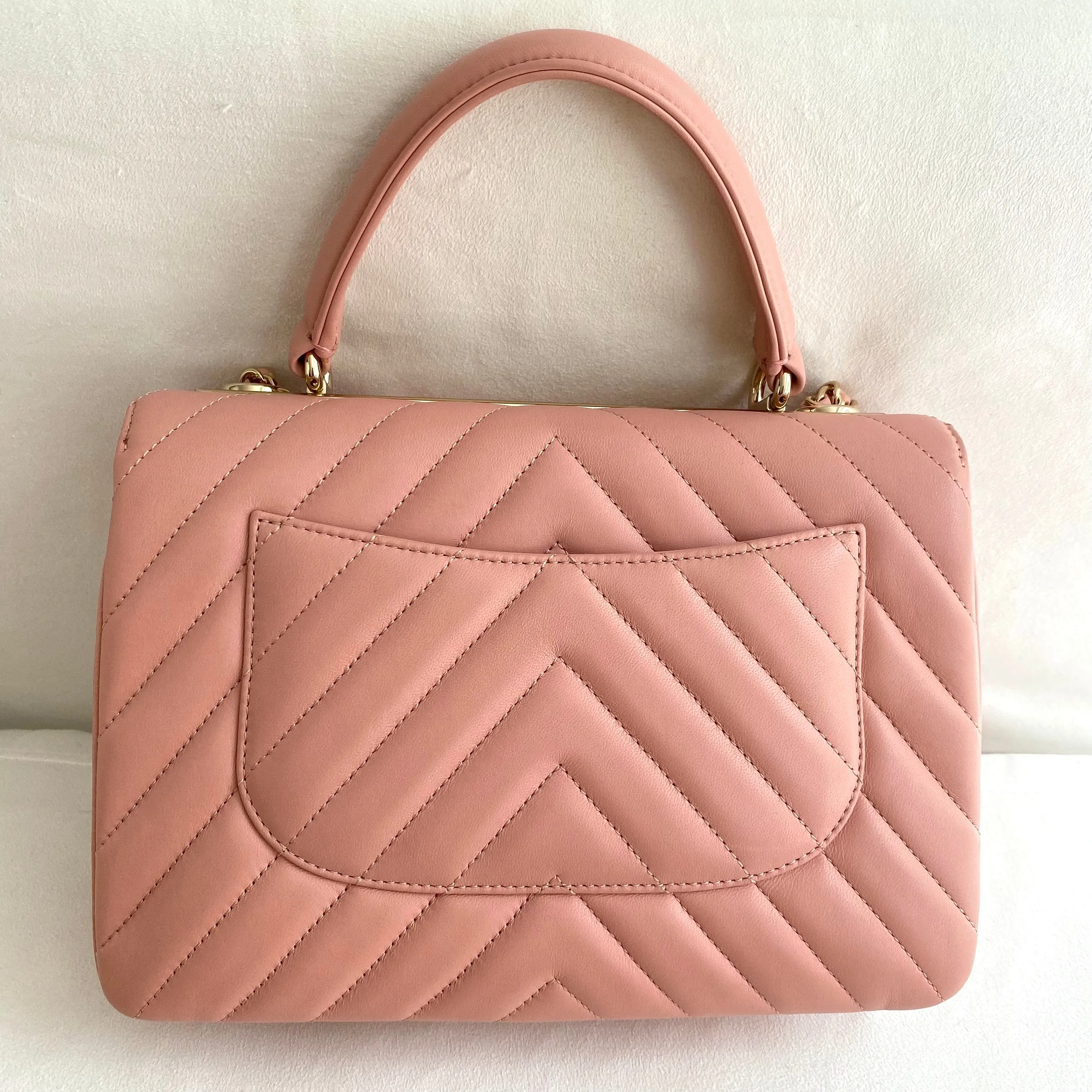 Small Trendy CC Flap Bag with Top Handle in Chevron Pink Lambskin